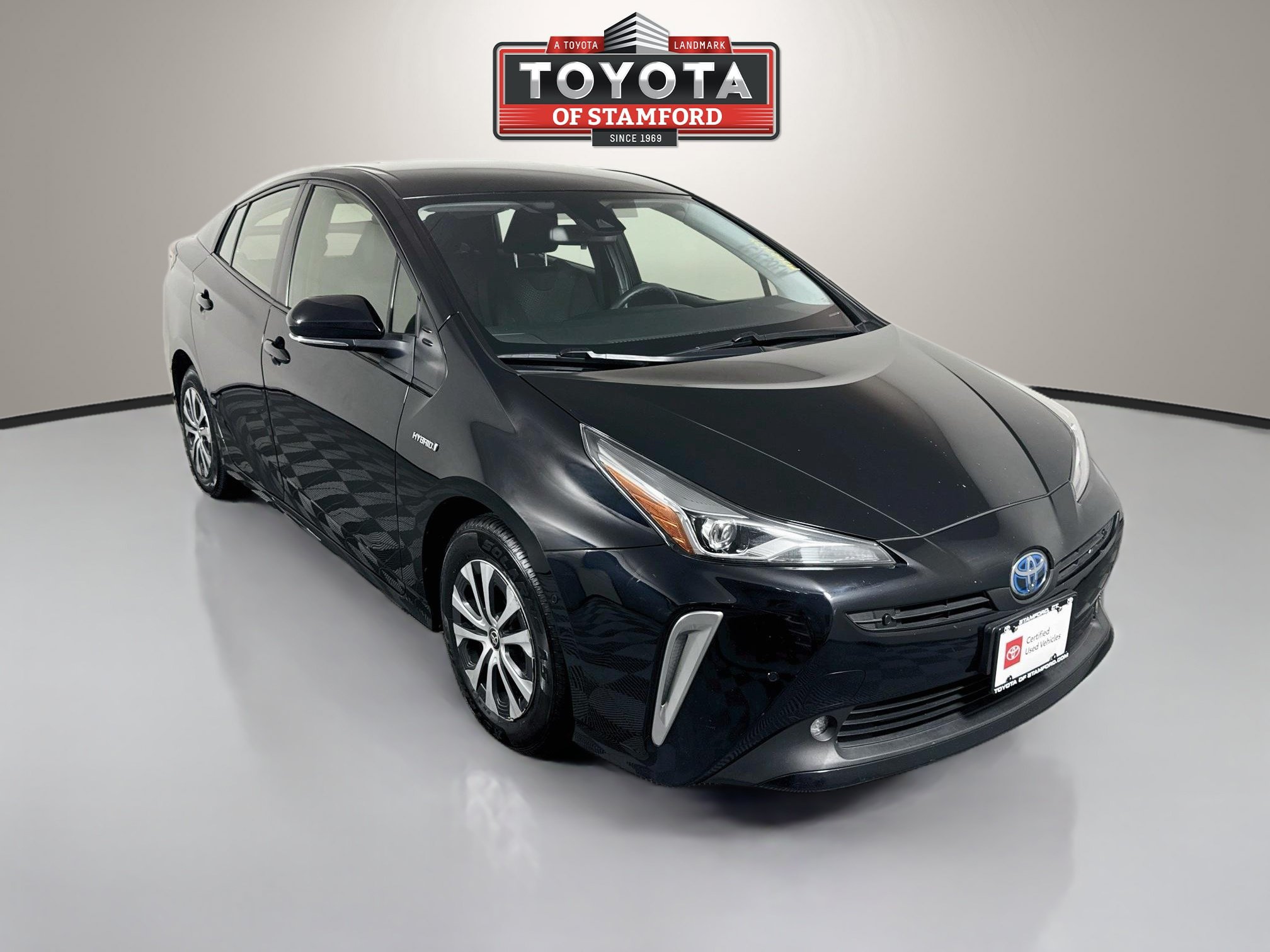 Certified 2021 Toyota Prius LE AWD/4WD image 1