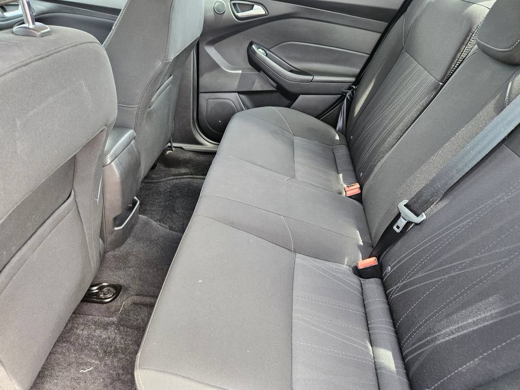 Used 2017 Ford Focus SEL w/ Cold Weather Package FWD image 30