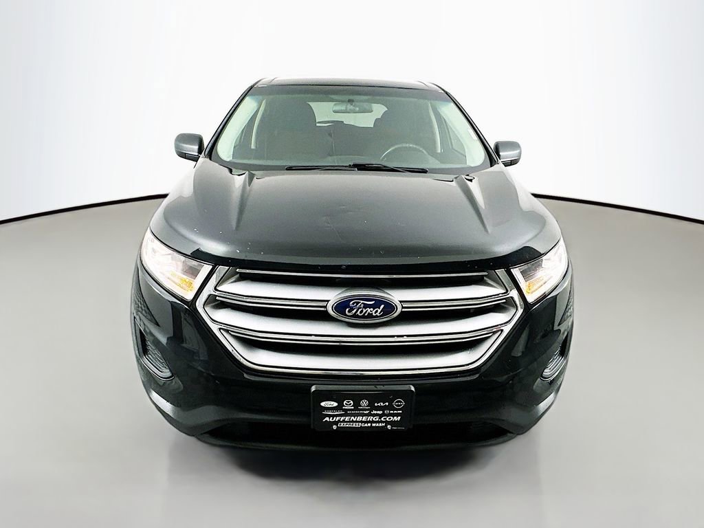 Used 2017 Ford Edge SE AWD/4WD image 2