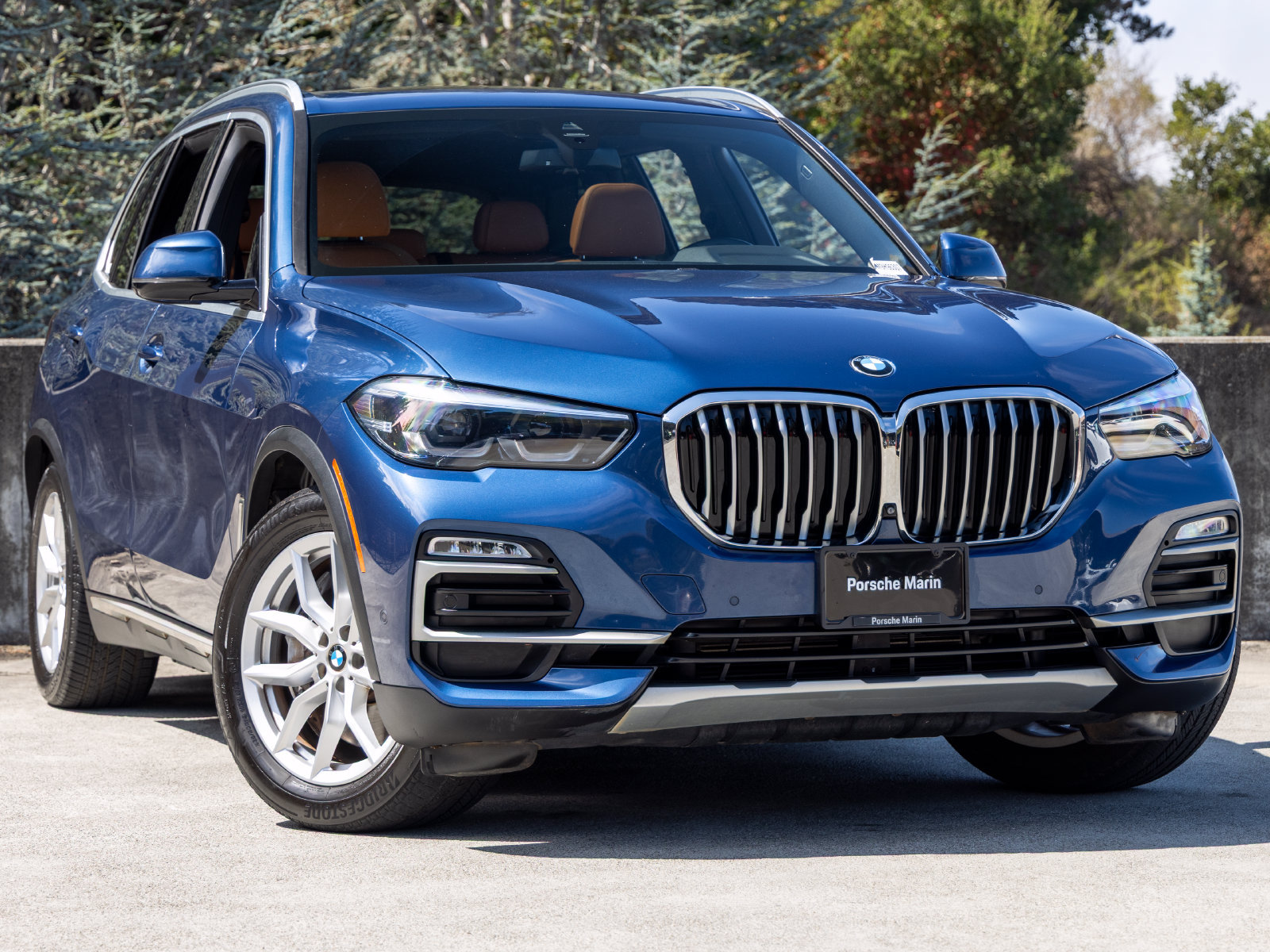 Used 2021 BMW X5 xDrive45e w/ Parking Assistance Package AWD/4WD image 6