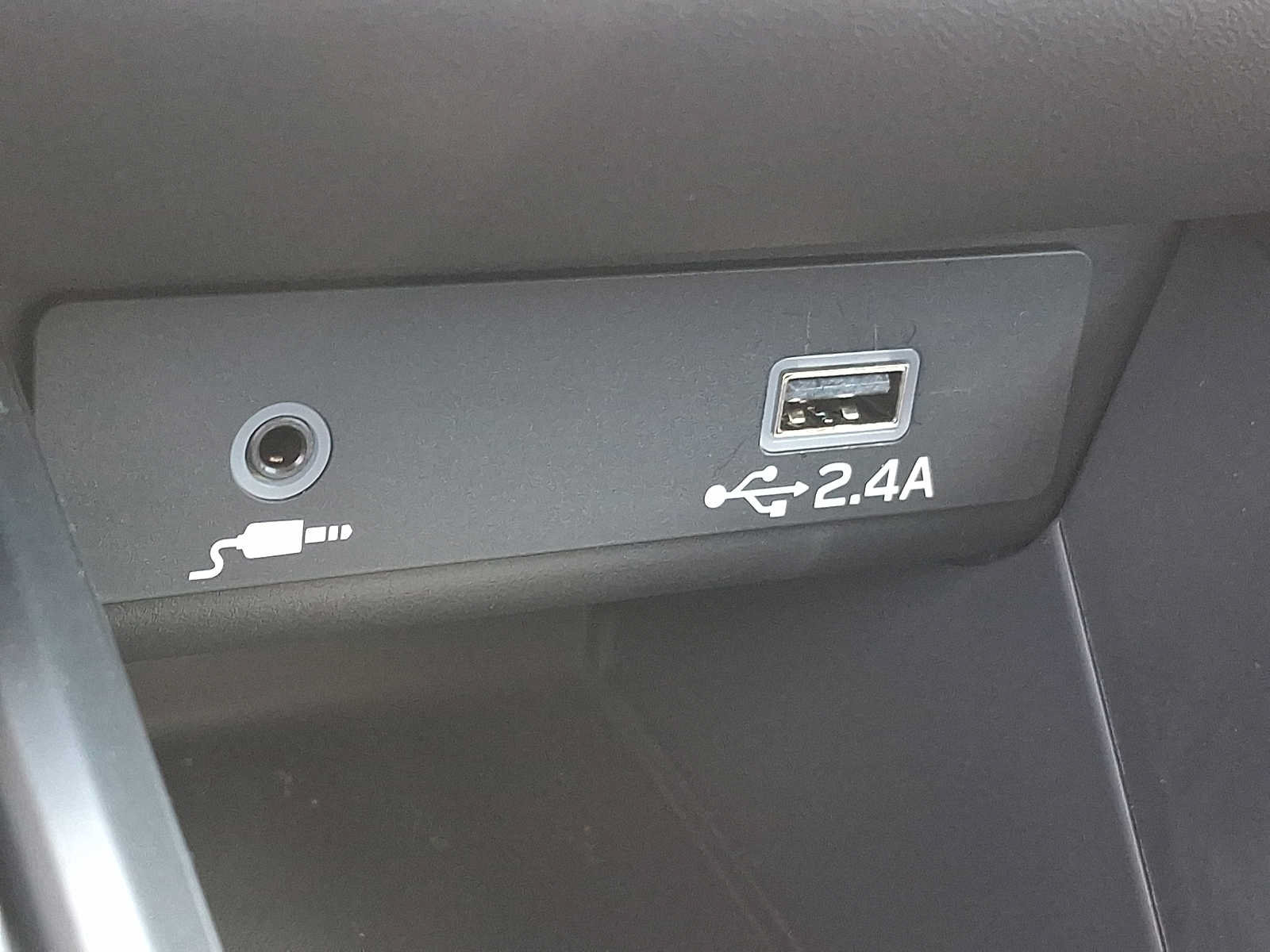 Used 2025 Subaru Outback AWD/4WD image 22