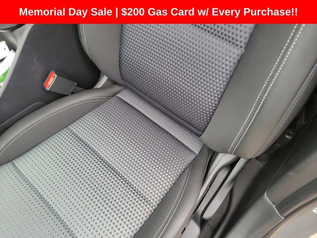Used 2026 Chevrolet Trax LT FWD image 14