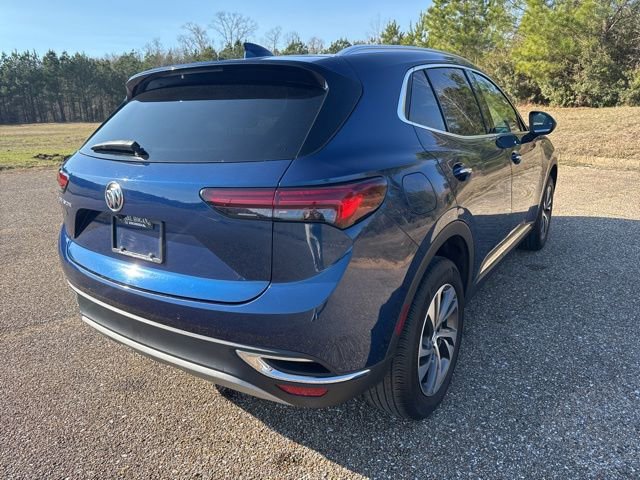 Used 2023 Buick Envision Essence image 3