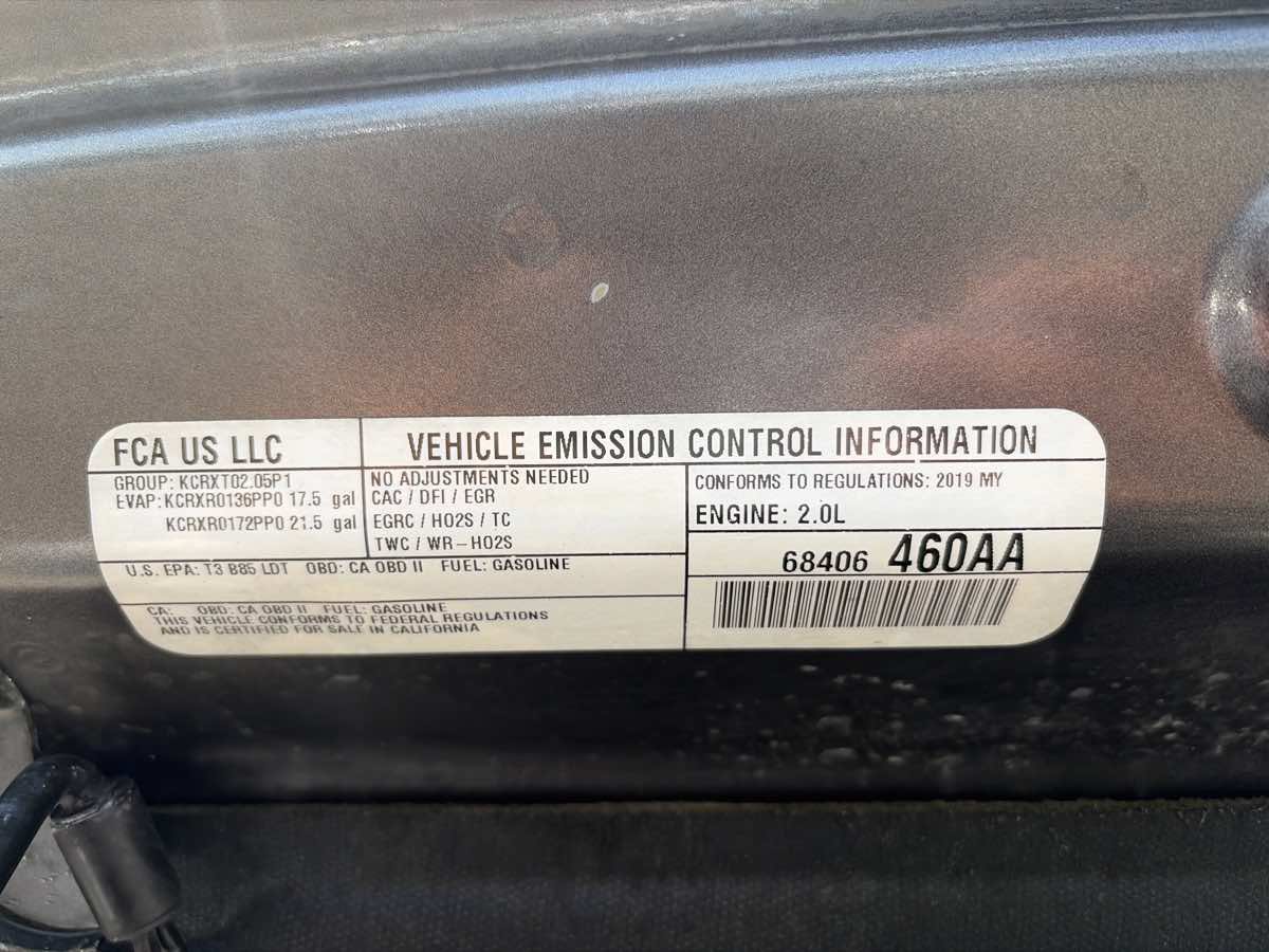 Used 2019 Jeep Wrangler Unlimited Sahara AWD/4WD image 33
