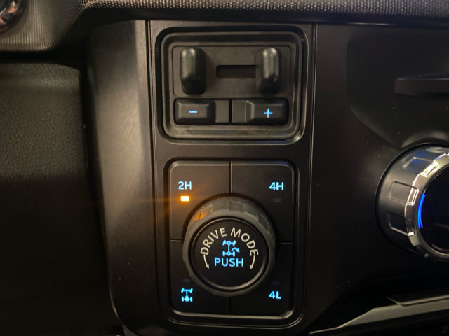 Used 2026 Ford F250 Platinum w/ Tremor Off-Road Package AWD/4WD image 42