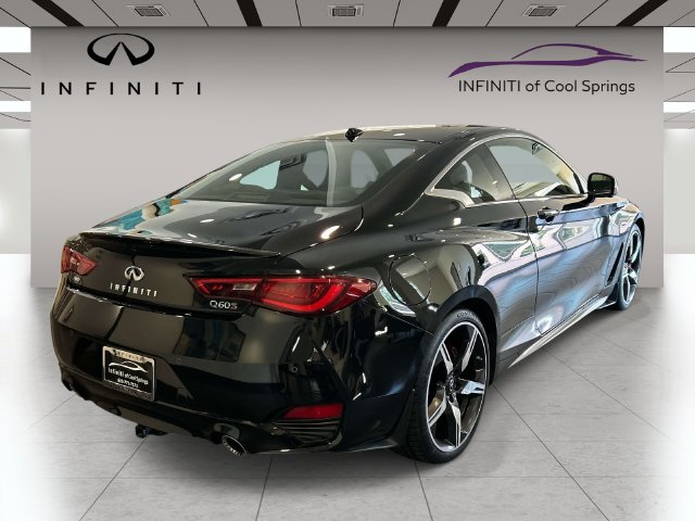 Used 2022 INFINITI Q60 Red Sport 400 w/ Proactive Package AWD/4WD image 7