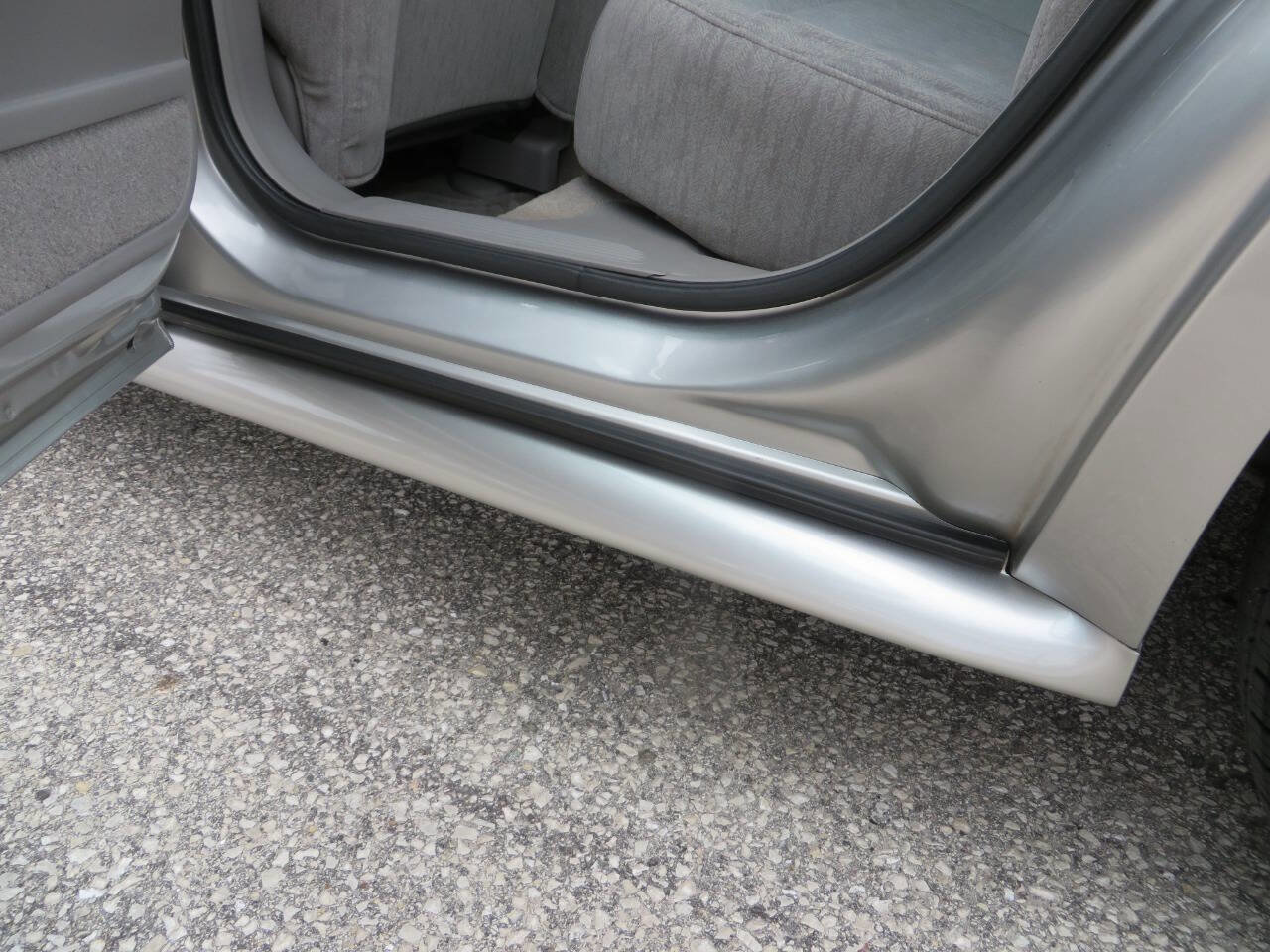 Used 2005 Buick Le Sabre Custom image 23