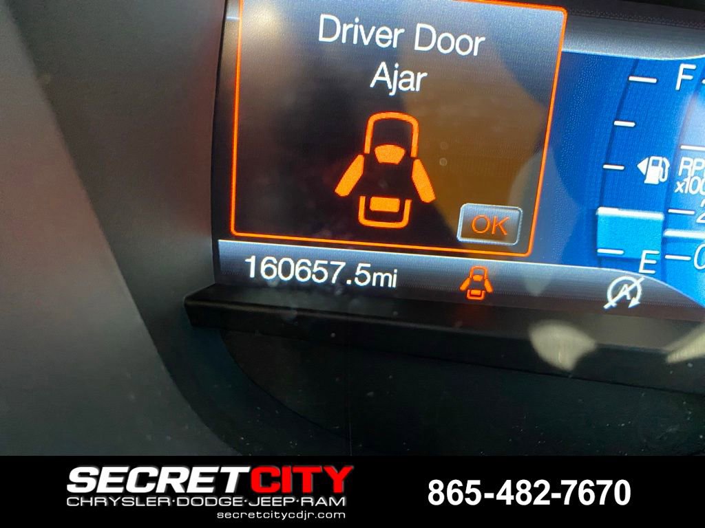 Used 2019 Ford Fusion SEL FWD image 12