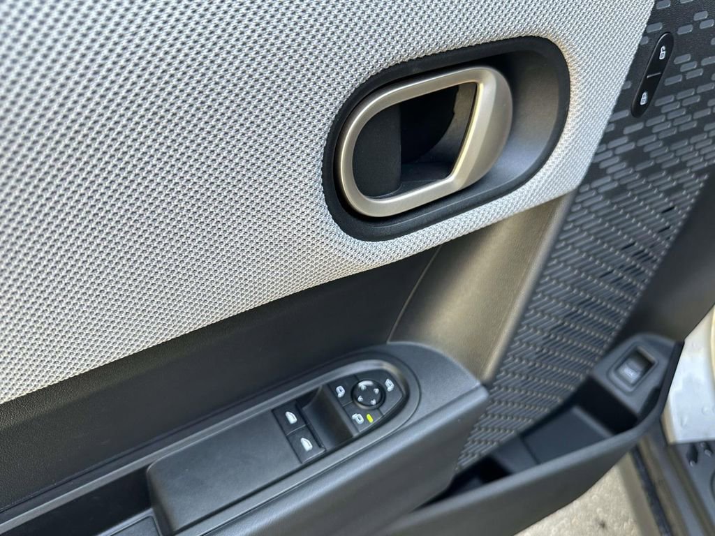 Used 2025 MINI Cooper S image 16