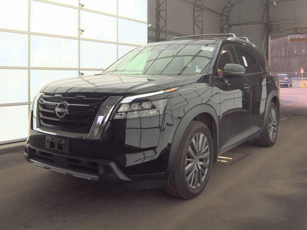 Certified 2025 Nissan Pathfinder SL w/ SL Premium Package image 2