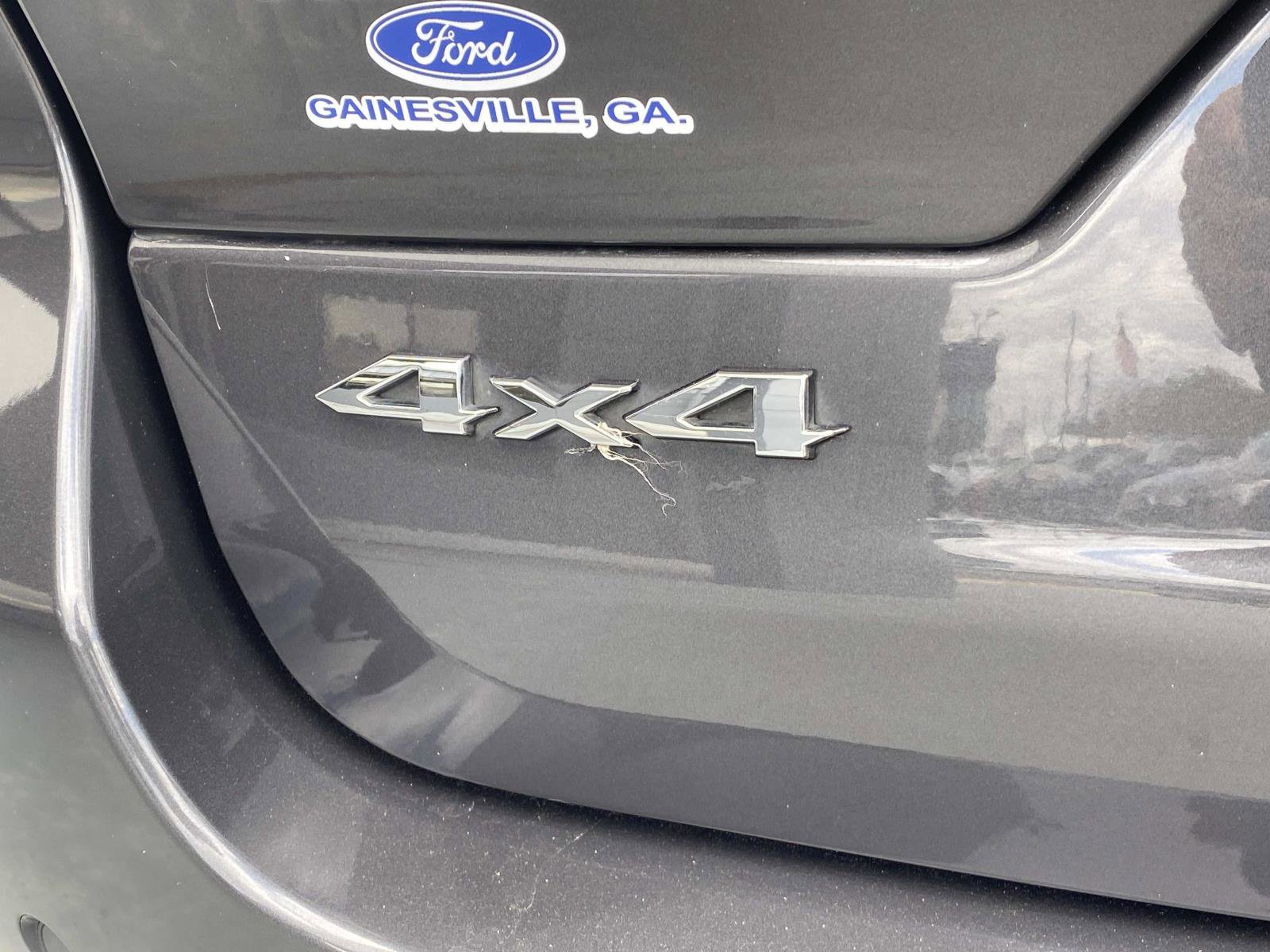 Used 2022 Jeep Grand Cherokee Overland w/ MOPAR Finishing Package image 6