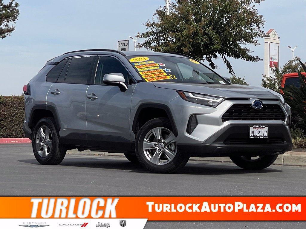 Used 2024 Toyota RAV4 XLE w/ Convenience Package