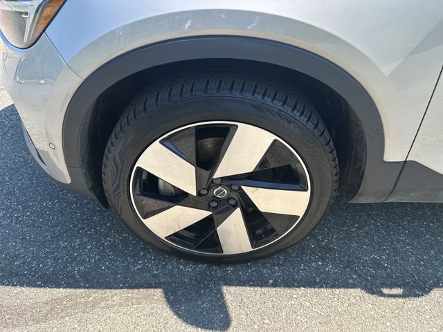Used 2023 Volvo XC40 Recharge Ultimate AWD/4WD image 26