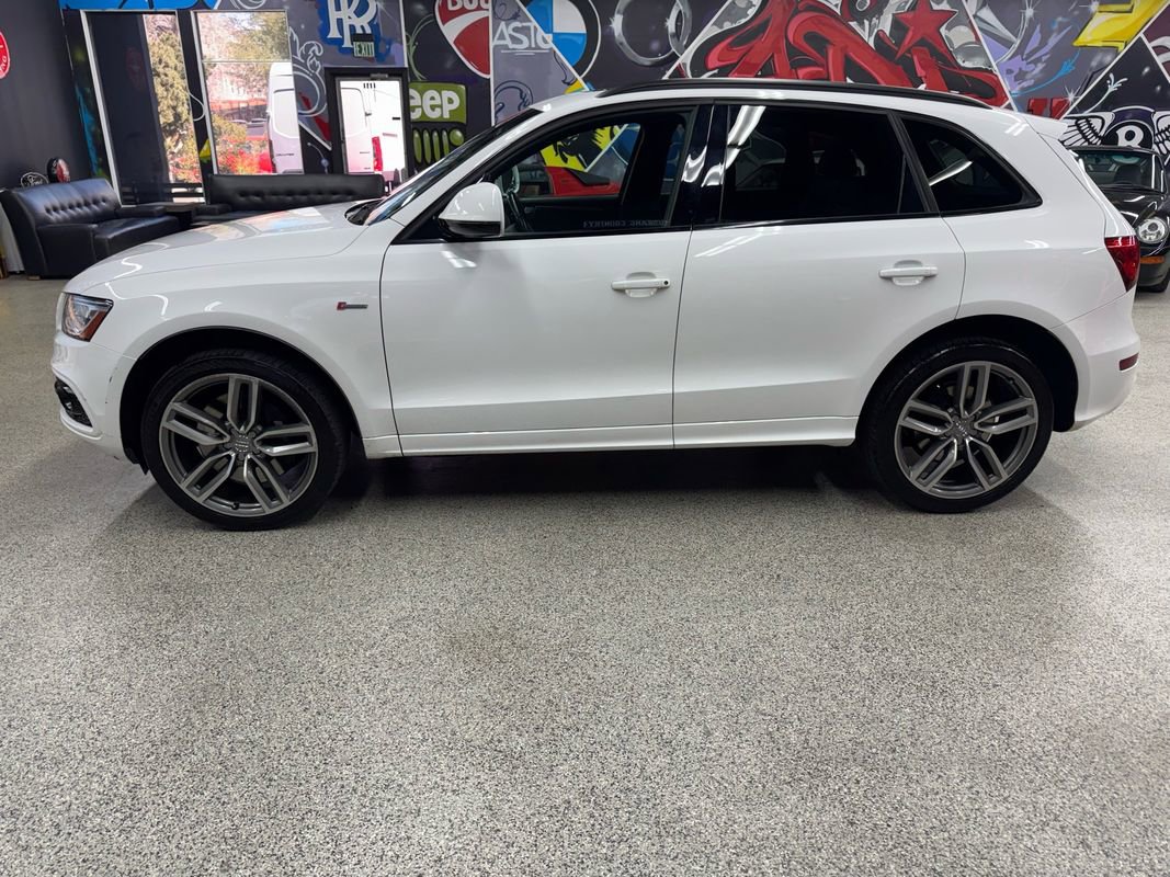 Used 2016 Audi SQ5 Premium Plus AWD/4WD image 2