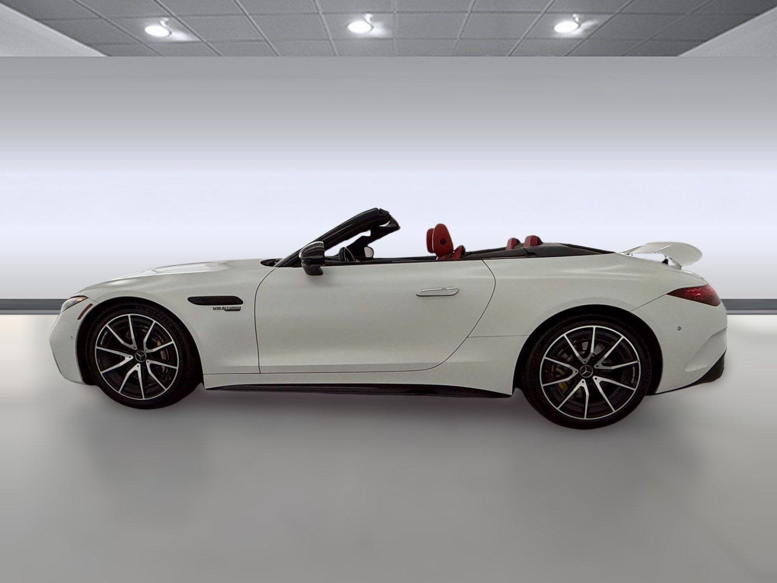 Certified 2022 Mercedes-Benz SL 63 AMG 4MATIC image 2