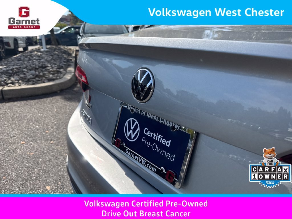 Certified 2023 Volkswagen Jetta SE FWD image 36
