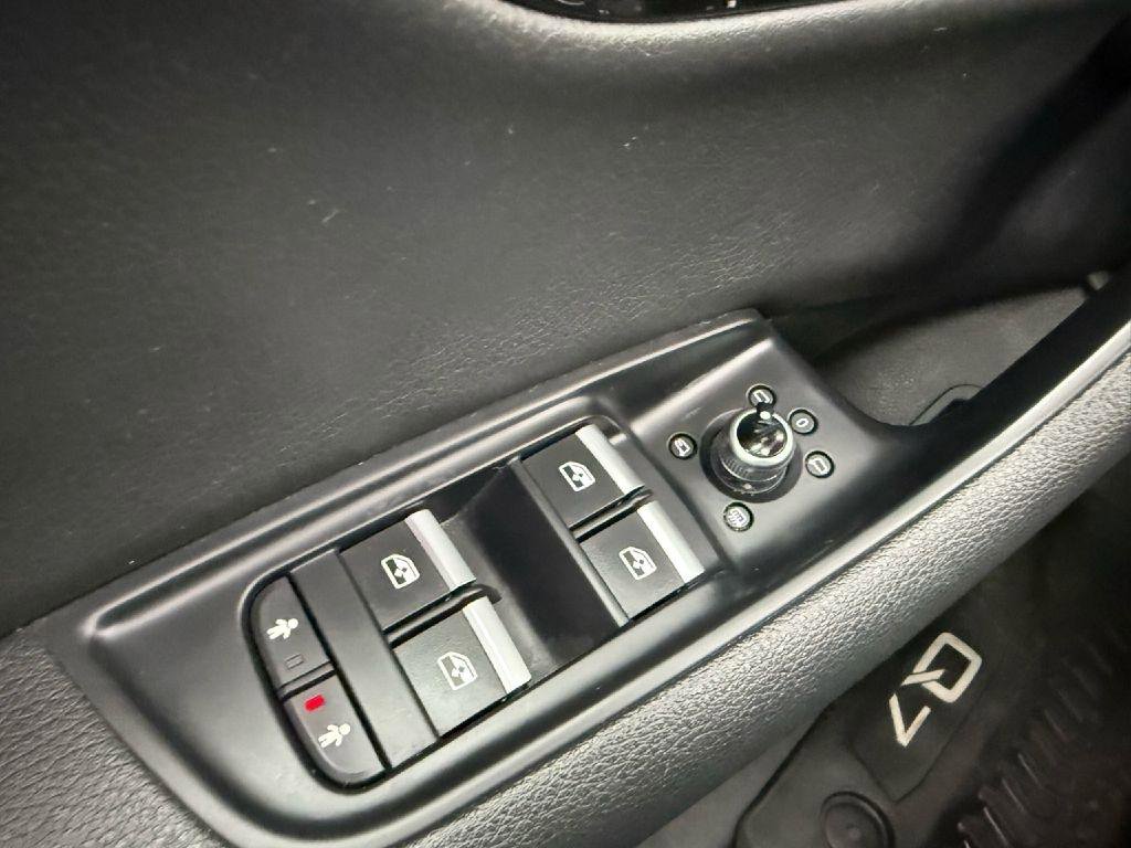 Used 2019 Audi Q7 3.0T Premium Plus image 12