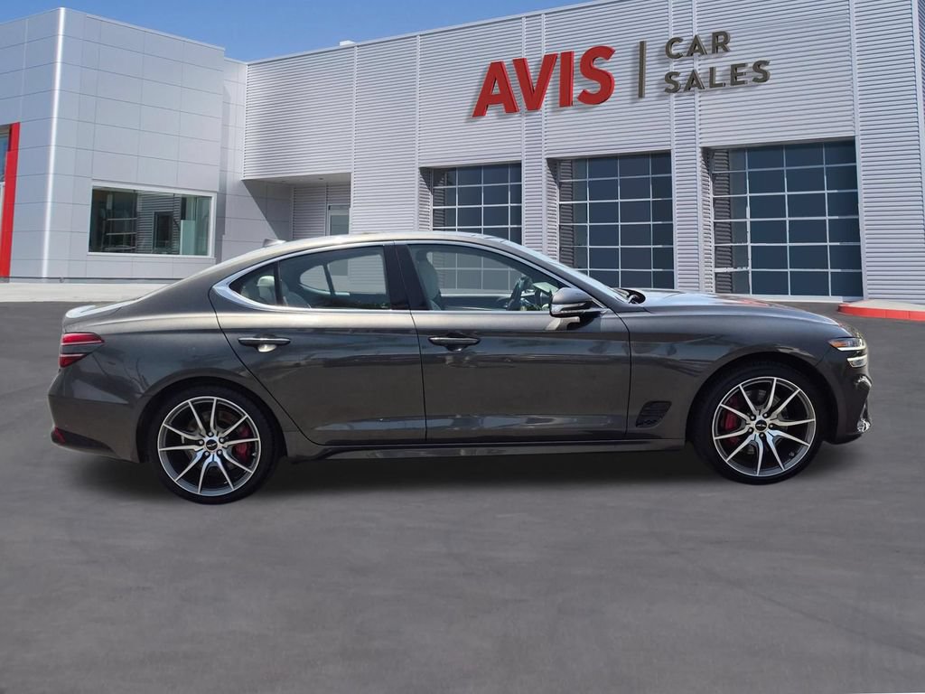 Used 2025 Genesis G70 2.5T RWD image 5