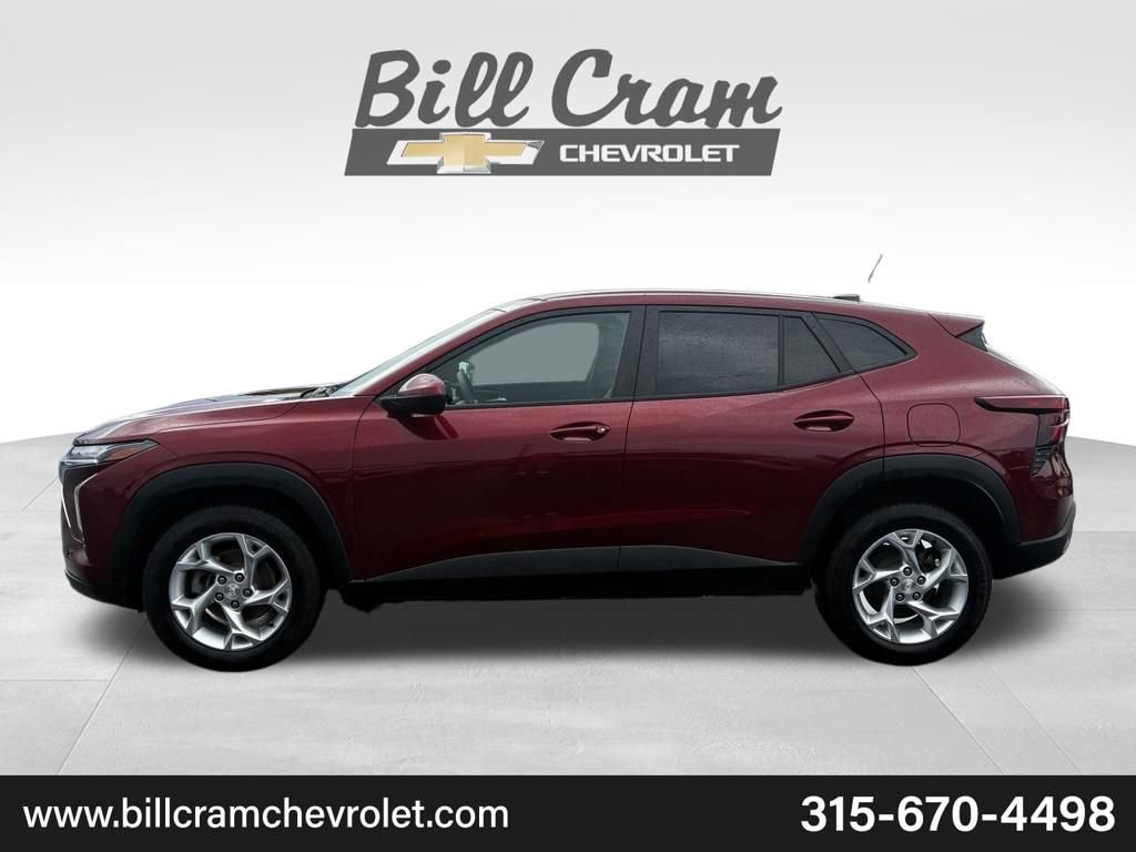 Used 2024 Chevrolet Trax LS w/ LS Convenience Package FWD image 37