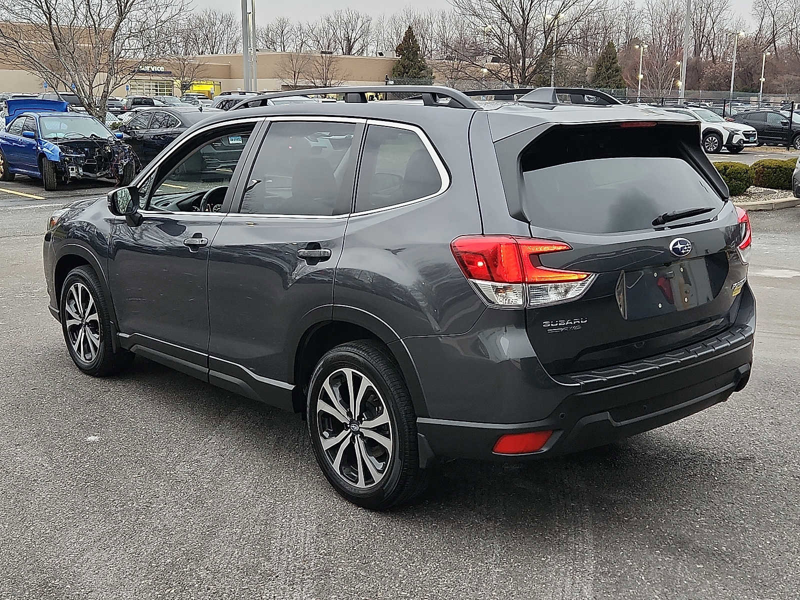 Used 2022 Subaru Forester Limited image 4