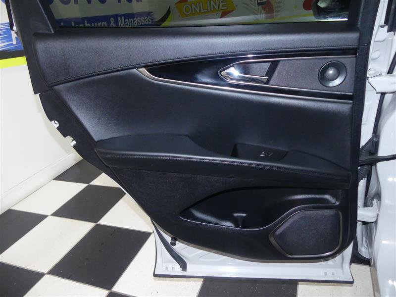 Used 2022 Lincoln Nautilus Reserve w/ Luxury Package image 29