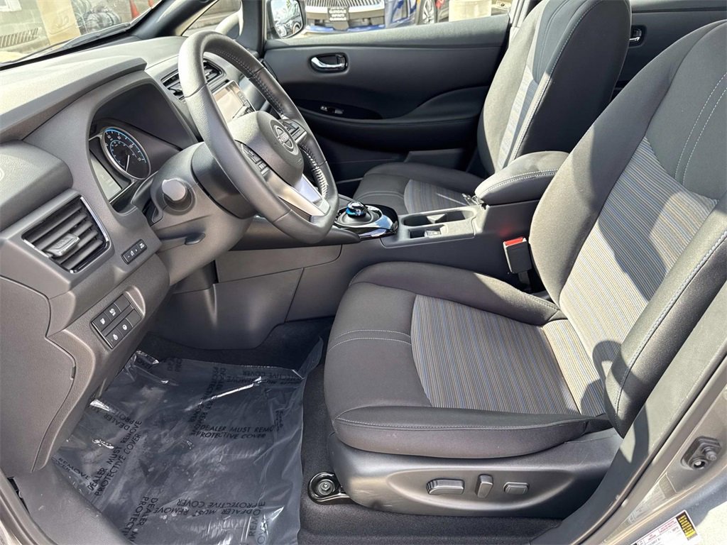 Used 2024 Nissan Leaf SV Plus image 14