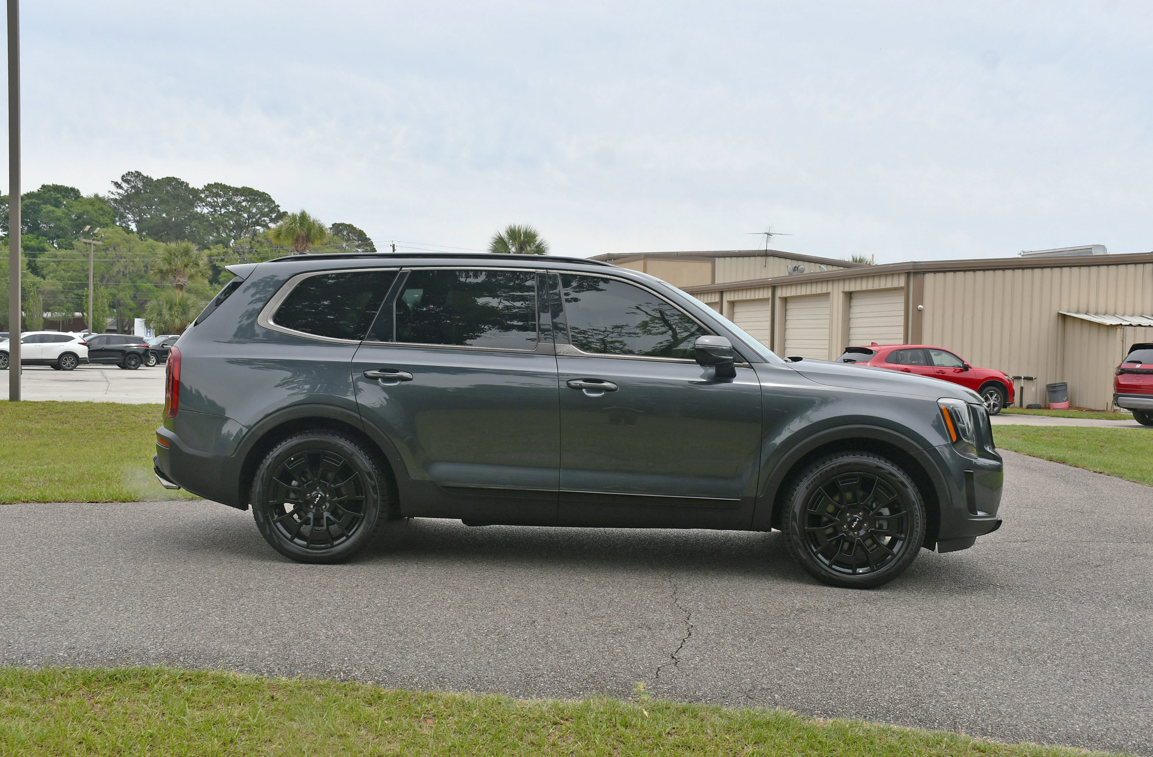 Used 2022 Kia Telluride SX w/ SX Prestige Package AWD/4WD image 5