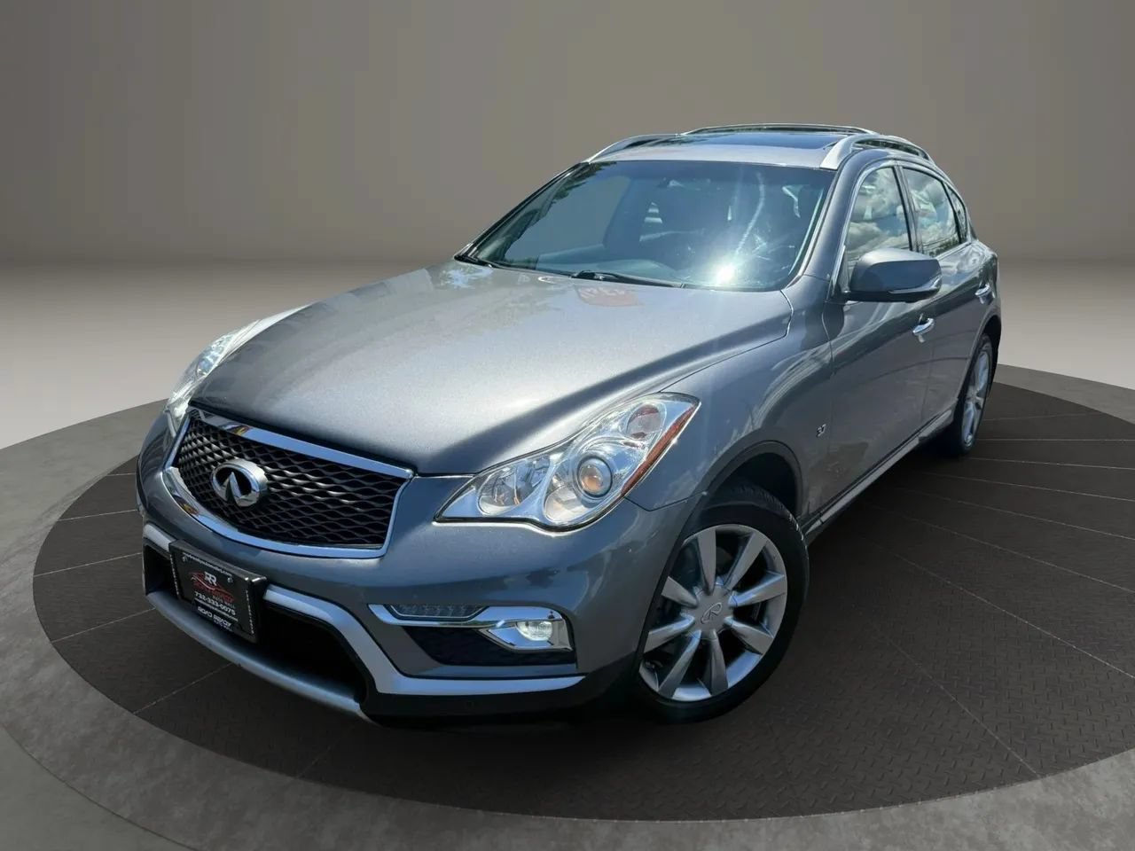 Used 2016 INFINITI QX50 AWD w/ Premium Plus Package image 2