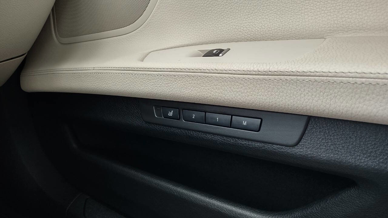Used 2014 BMW 740Li image 27