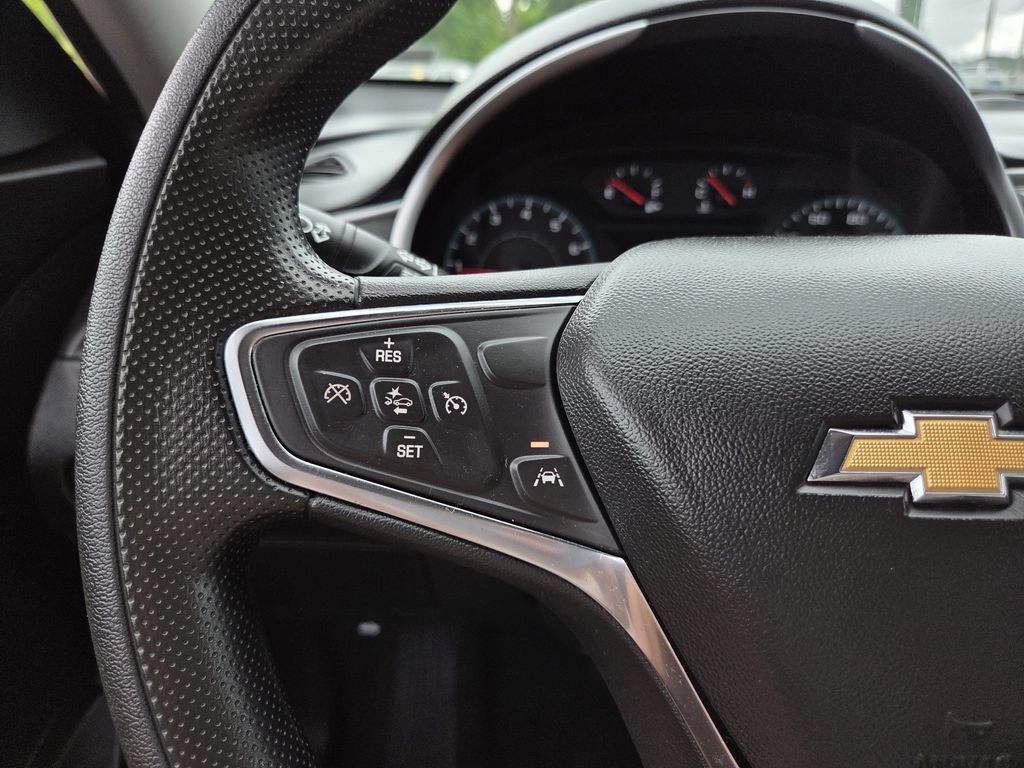 Used 2025 Chevrolet Malibu LT FWD image 22