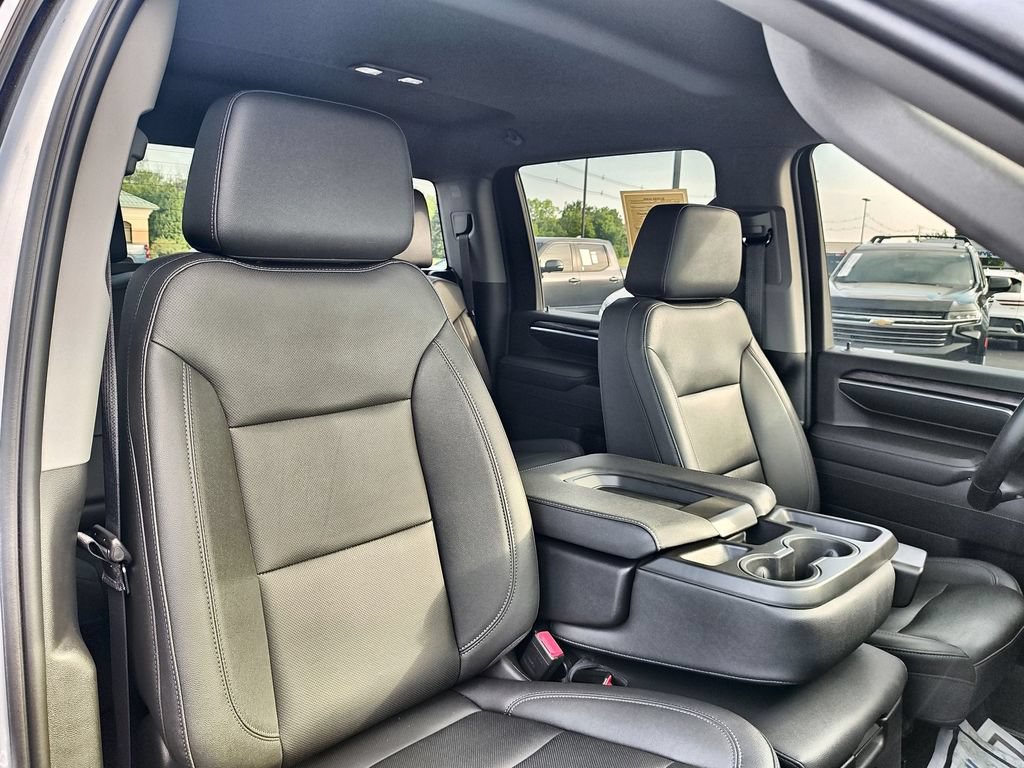 Used 2024 Chevrolet Silverado 2500 LTZ AWD/4WD image 24