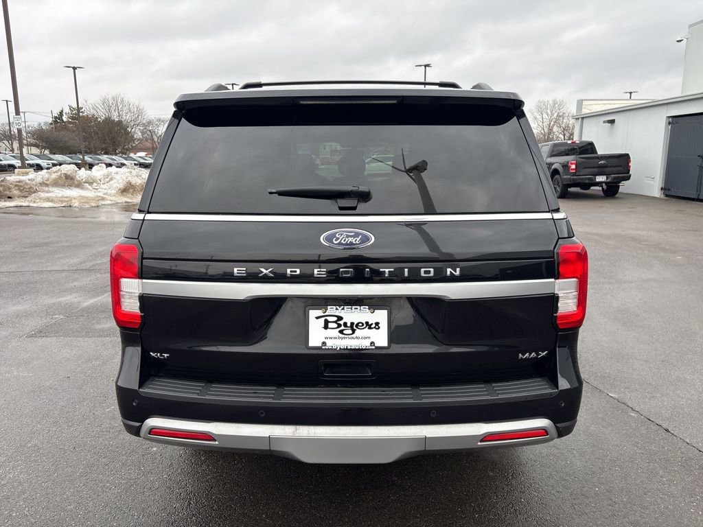 Used 2024 Ford Expedition Max XLT image 4
