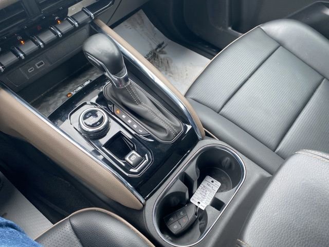 Used 2023 GMC Canyon Denali w/ Denali Black Edition image 16