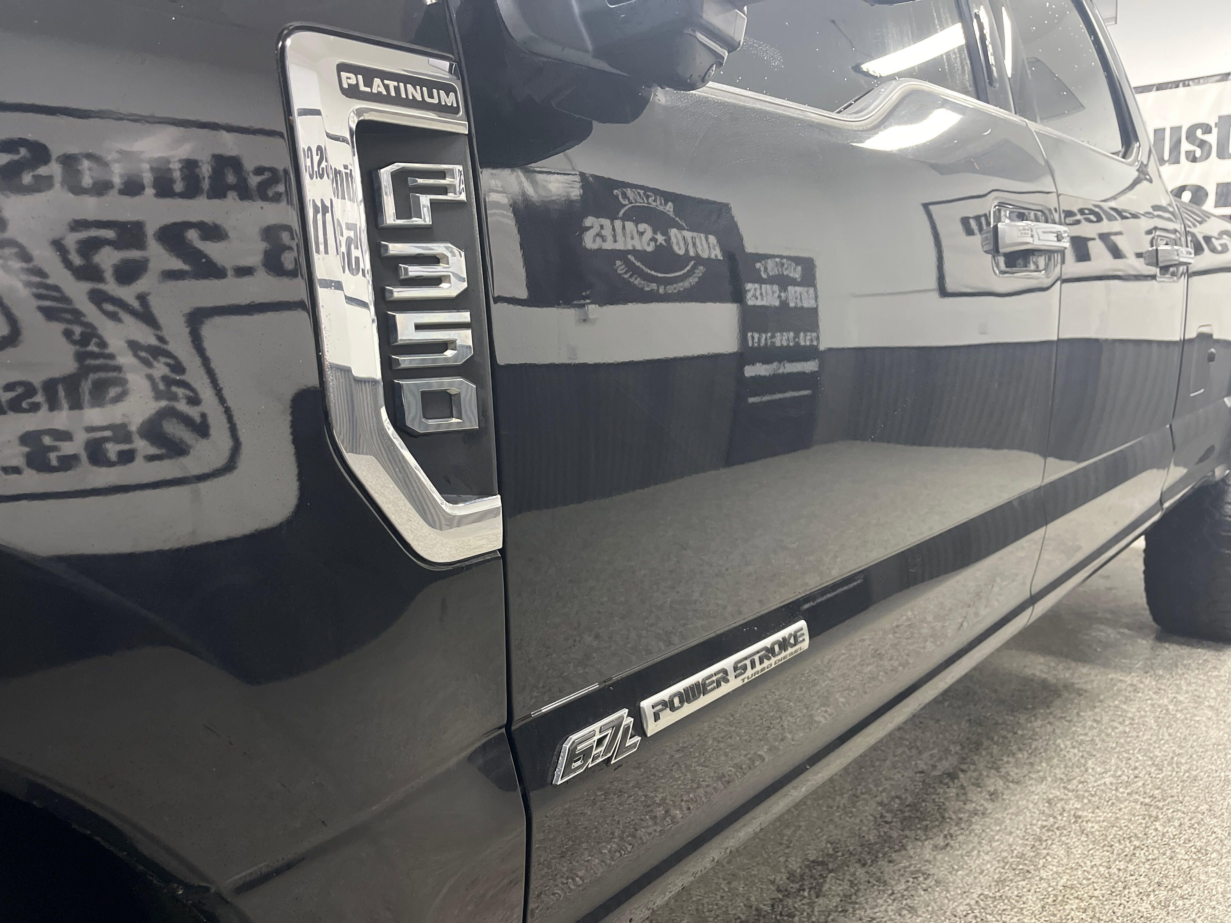 Used 2022 Ford F350 Platinum w/ FX4 Off-Road Package image 9