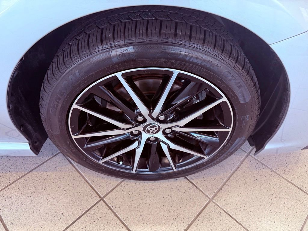 Used 2022 Toyota Camry SE image 15