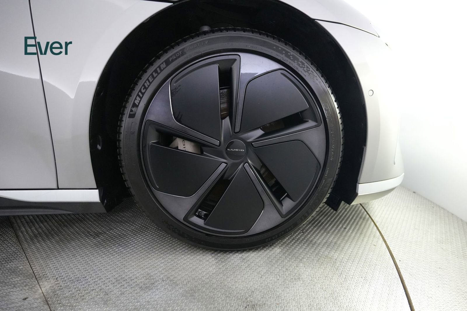 Used 2023 Lucid Air Touring AWD/4WD image 20