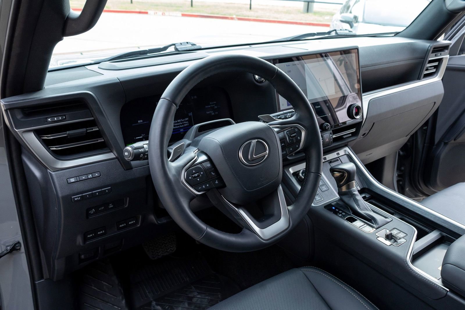 Used 2025 Lexus GX 550 image 17