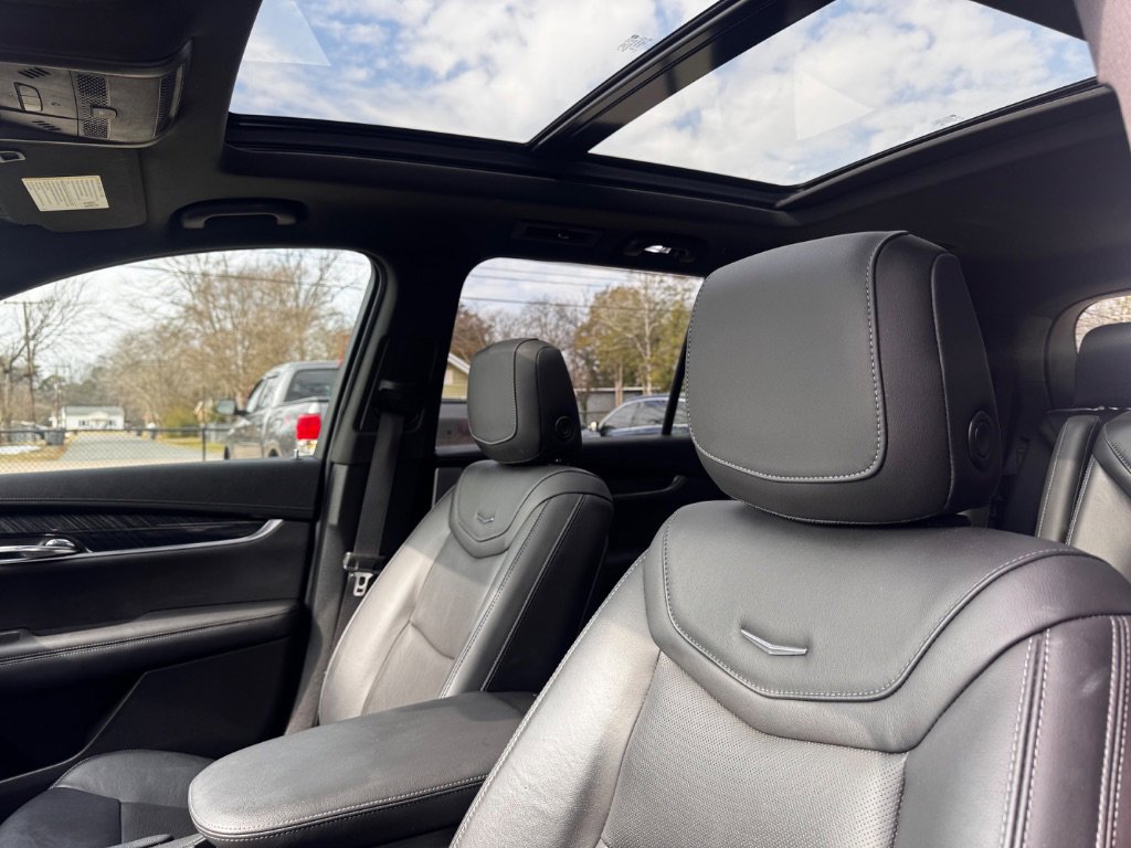 Used 2020 Cadillac XT6 Premium Luxury image 22