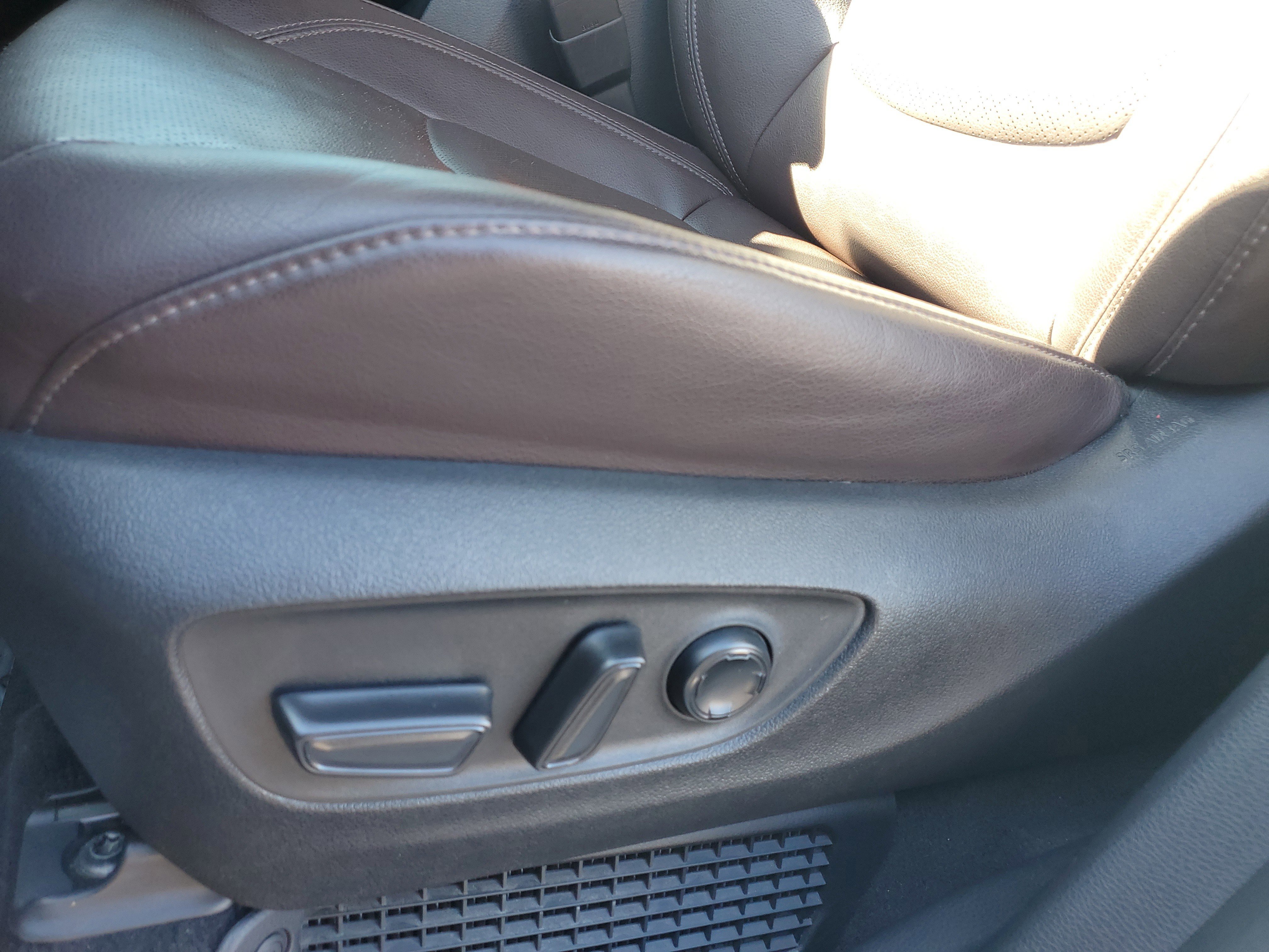 Used 2022 Toyota Sienna Platinum image 21