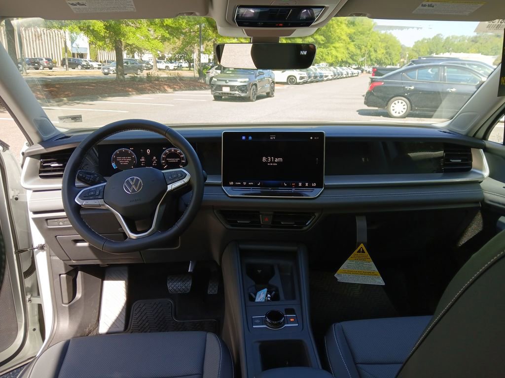 New 2026 Volkswagen Tiguan SE image 12