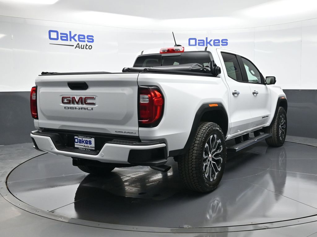 Used 2026 GMC Canyon Denali image 8