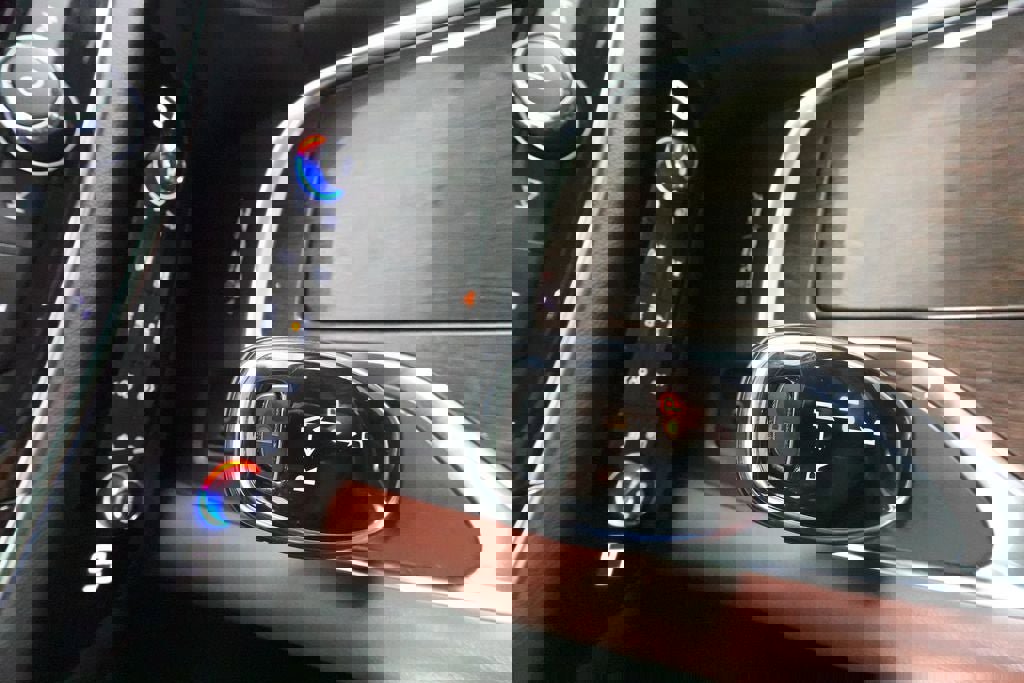 Used 2018 Buick Enclave Avenir w/ Avenir Technology Package image 17