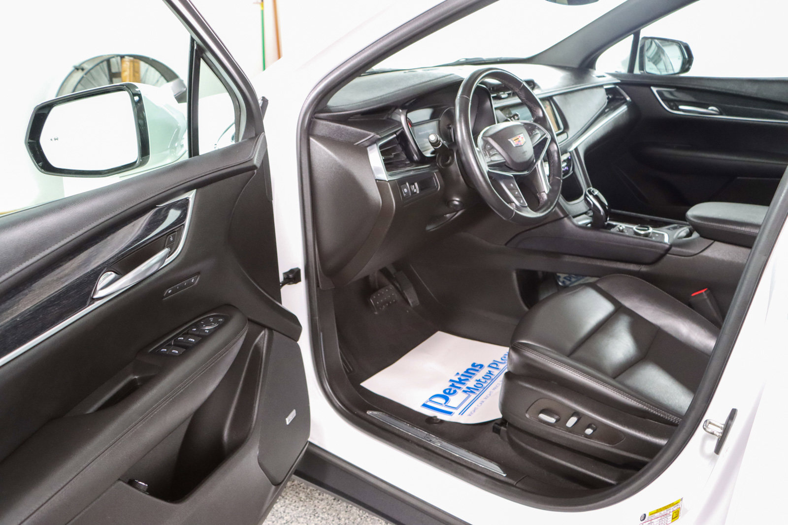 Used 2022 Cadillac XT5 Premium Luxury AWD/4WD image 3