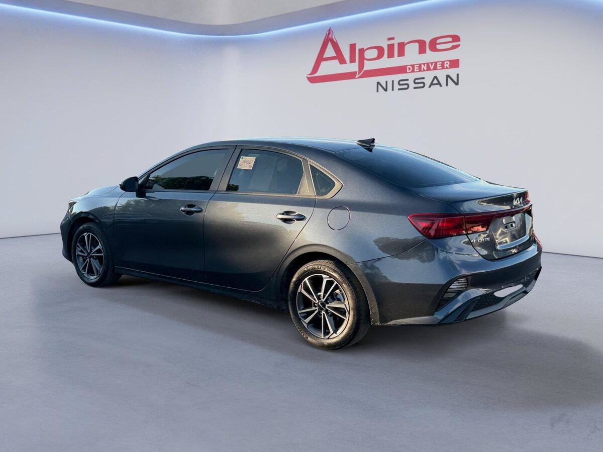Used 2023 Kia Forte LXS FWD image 3