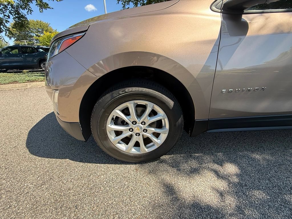 Used 2019 Chevrolet Equinox LS w/ LS Convenience Package AWD/4WD image 30