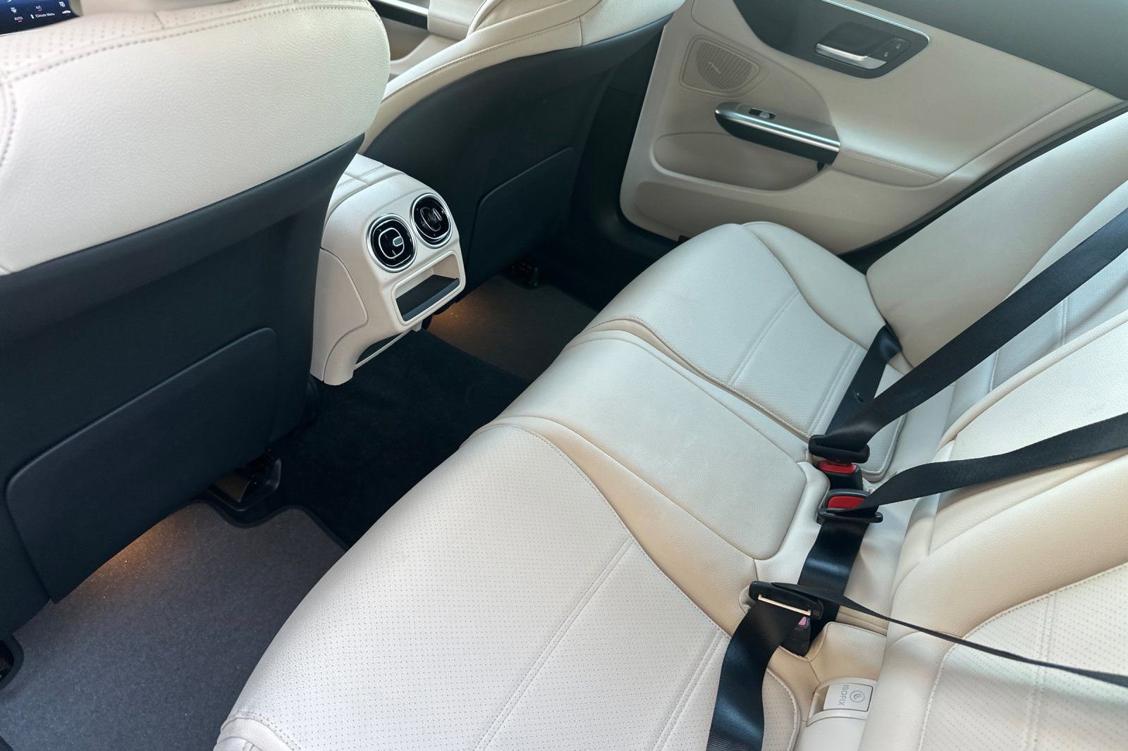 Used 2025 Mercedes-Benz C 300 4MATIC Sedan image 13