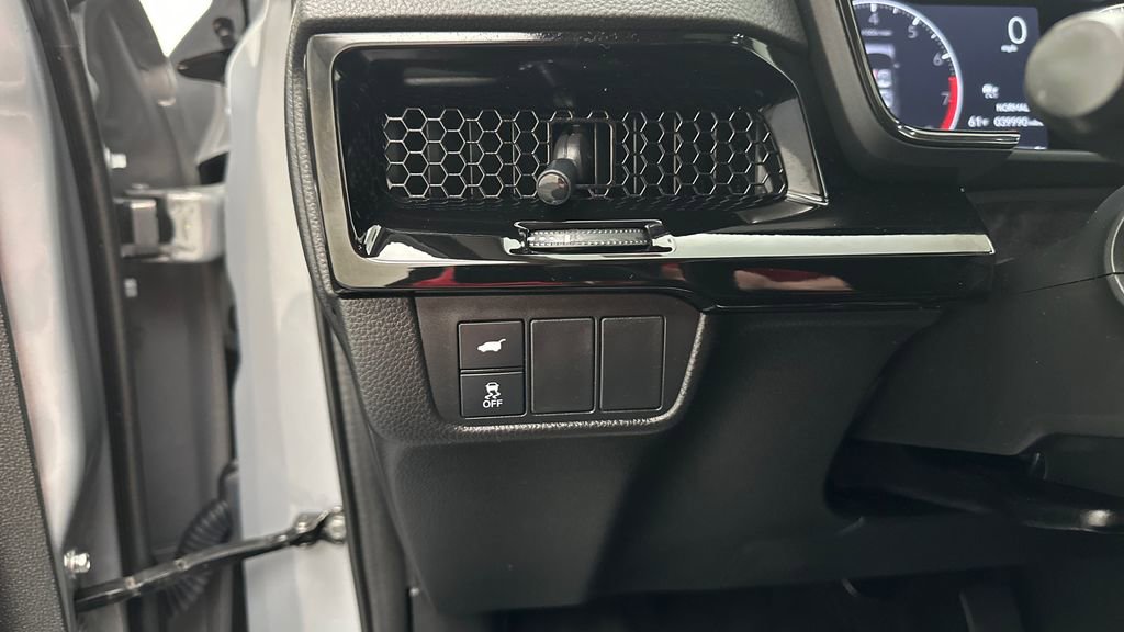 Used 2024 Honda CR-V EX-L image 32