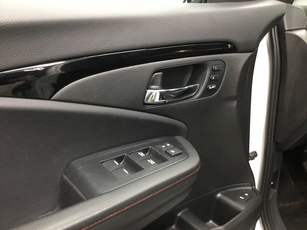 Used 2022 Honda Pilot Black Edition image 6