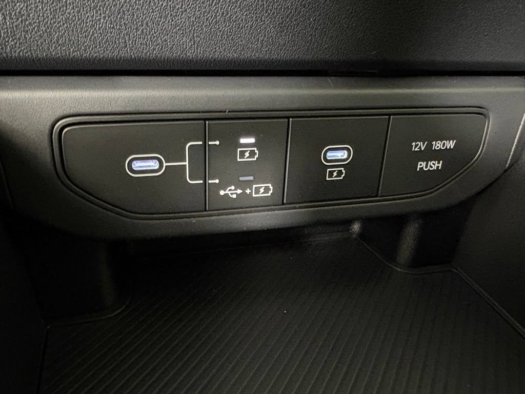 New 2026 Kia K4 FWD image 32