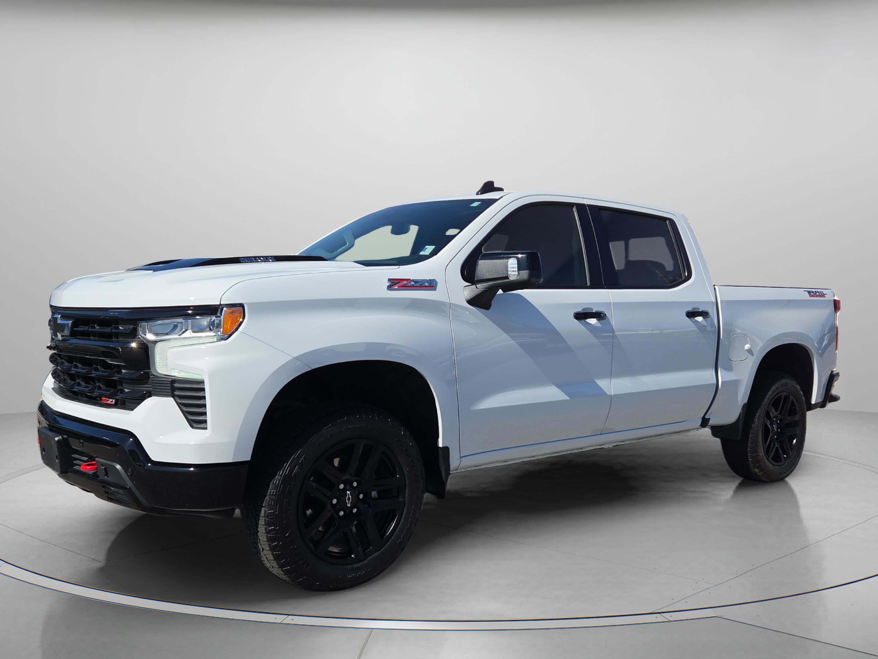 Certified 2025 Chevrolet Silverado 1500 LT Trail Boss w/ Convenience Package II AWD/4WD image 2